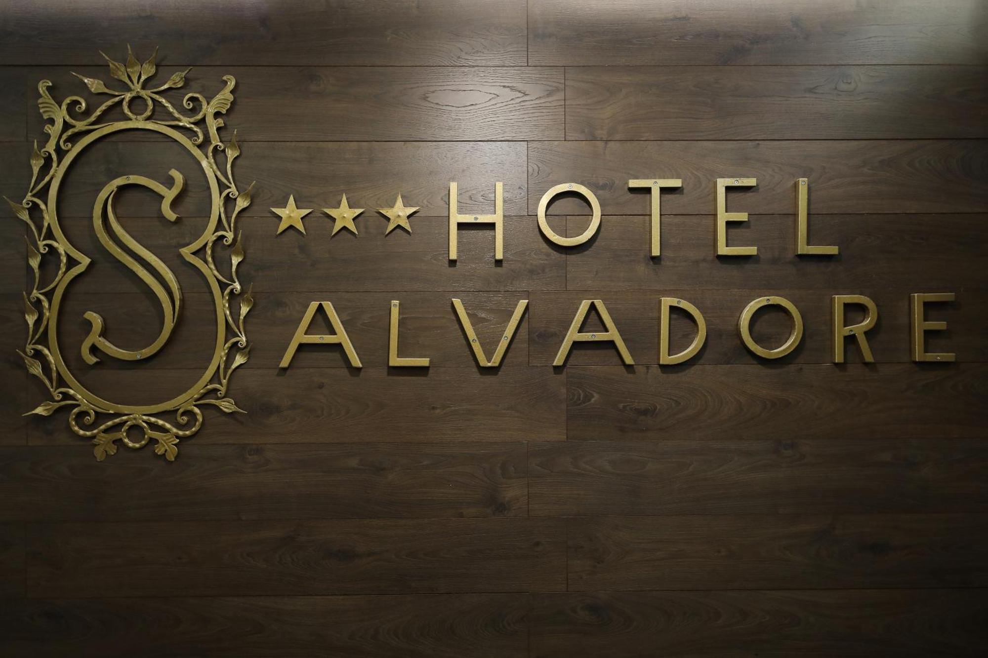 Hotel Salvadore Vlora Kültér fotó